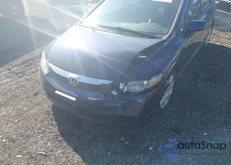 2010 Honda Civic Lx z USA, uszkodzony, nr VIN 2HGFA1F50AH573110